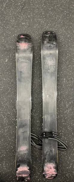 Used Salomon Snow Toy
