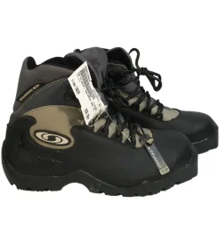 Used Salomon SNS W 05-05.5 / JR 03.5-04 Cross Country Ski / Womens Boots