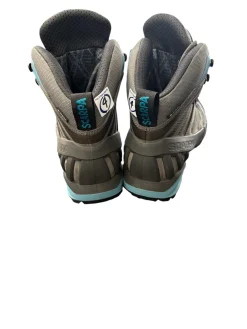 Used Scarpa Snow/Hunt/Hike Boots W