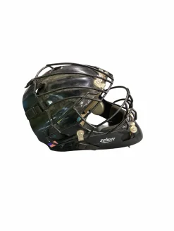 Used Schutt CATCHERS HELMET Catchers Helmet w/Mask Black One Size
