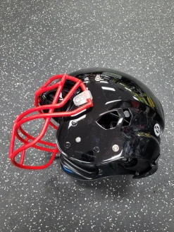 Used Schutt VENGEANCE A11 FB Helmet Black MD