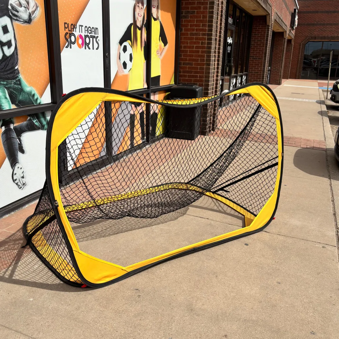 Used Score 4X6 POPUP Soccer Goal