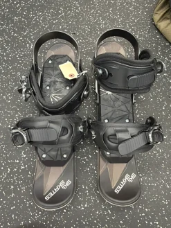 Used SKISKATES 44CM Mens Board/Bindings Black 135 cm