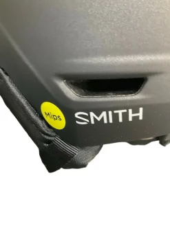 Used Smith Snowsport Helmet Adult Black MD