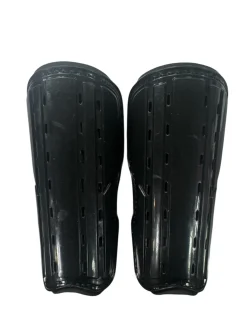 Used Soccer Shin Guards Junior None Junior