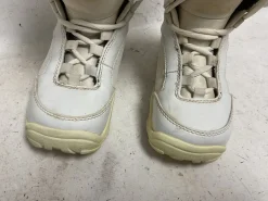 Used Spice Girls Snowboard Boots White Junior 03