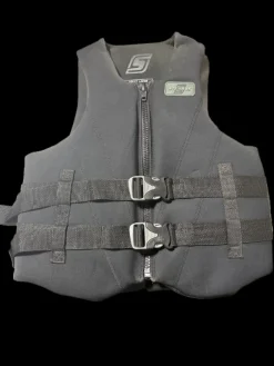 Used Stearns JET SKI NEOPRENE VEST A-LG Adult PFD Black LG