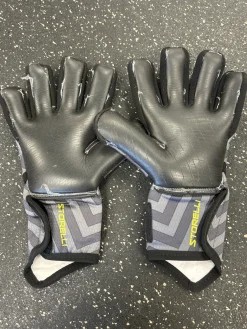 Used Storelli ELECTRIC Soccer Goalie Gloves Black 9