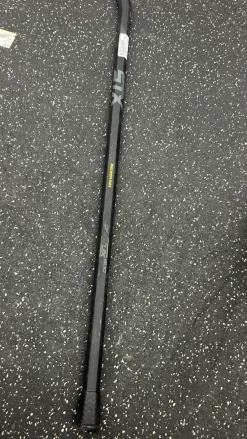 Used STX CRUX 600 Womens Atk/Mid LAX Shaft Black