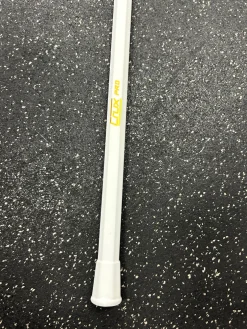 Used STX CRUX PRO Womens Atk/Mid LAX Shaft White