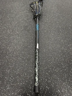Used STX Exult 600 + Foretress Complete Womens Atk/Mid LAX Stick Black