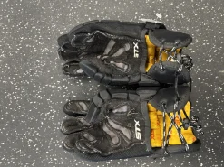 Used STX STINGER Lacrosse Gloves Junior Black 12"