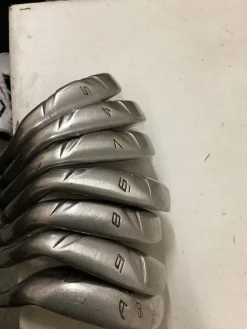 Used Taylormade RBZ 8PC RH Mens Package Set RH Green 9 Piece
