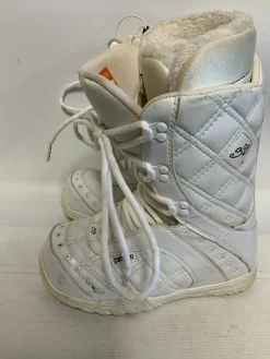 Used ThirtyTwo EXUS Girls Snowboard Boots White Junior 06