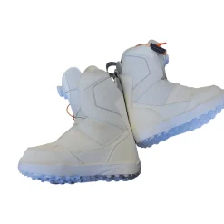 Used ThirtyTwo SHIFTY BOA 7 WOMENS Womens Snowboard Boots White Senior 7