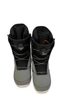 Used ThirtyTwo STW BOA Mens Snowboard Boots Size 10