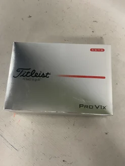 Used Titleist PRO V1X 12 Pack - Golf Balls