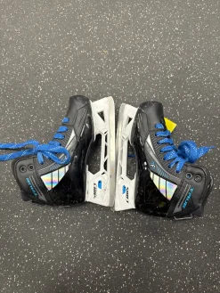 Used True TF7 Junior Goalie Skate Junior 02.5