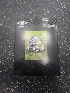 Used Umbro 10 BALL MESH BAG Soccer Ball Bag Black