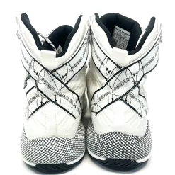 Used Under Armour HIGHLIGHT ACE VB Shoes Adult White And Black Senior 10