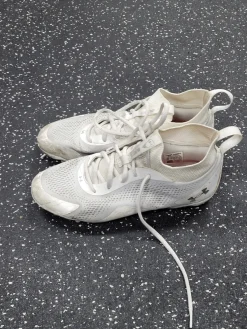 Used Under Armour LAX Cleats Womens White Senior 8.5
