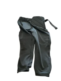 Used Under Armour Youth FB Integrated Pants Black MD