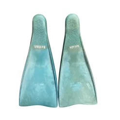 Used Underwater Fins Carolina Blue LG