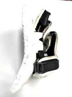 Used Vaughn V9 VELOCITY Junior Goalie Blocker White