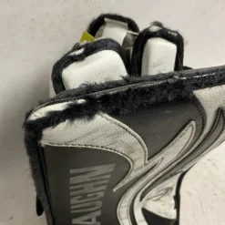 Used Vaughn VELOCITY 7250 Junior Goalie Blocker White And Black