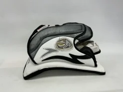 Used Vaughn VELOCITY Inter Goalie Blocker White