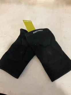 Used VB Knee Pads Black