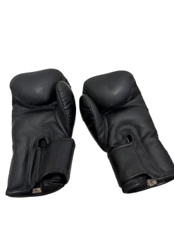 Used Venum 16oz Boxing Gloves Black
