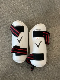 Used Vision Martial Arts Forearm Pads White MD