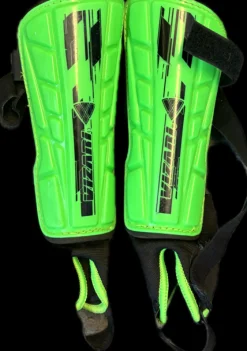 Used Vizari Soccer Shin Guards Junior Neon Green Junior