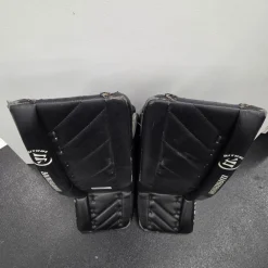 Used Warrior R/G4 +1 JR LEG PADS Goalie Leg Pads Junior Black 28