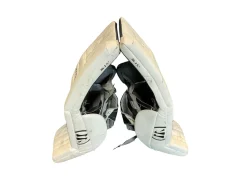 Used Warrior RIGUAL GT SR Goalie Leg Pads Senior White 37"