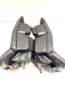 Used Warrior RITUAL G4 Goalie Leg Pads Junior Black 28"