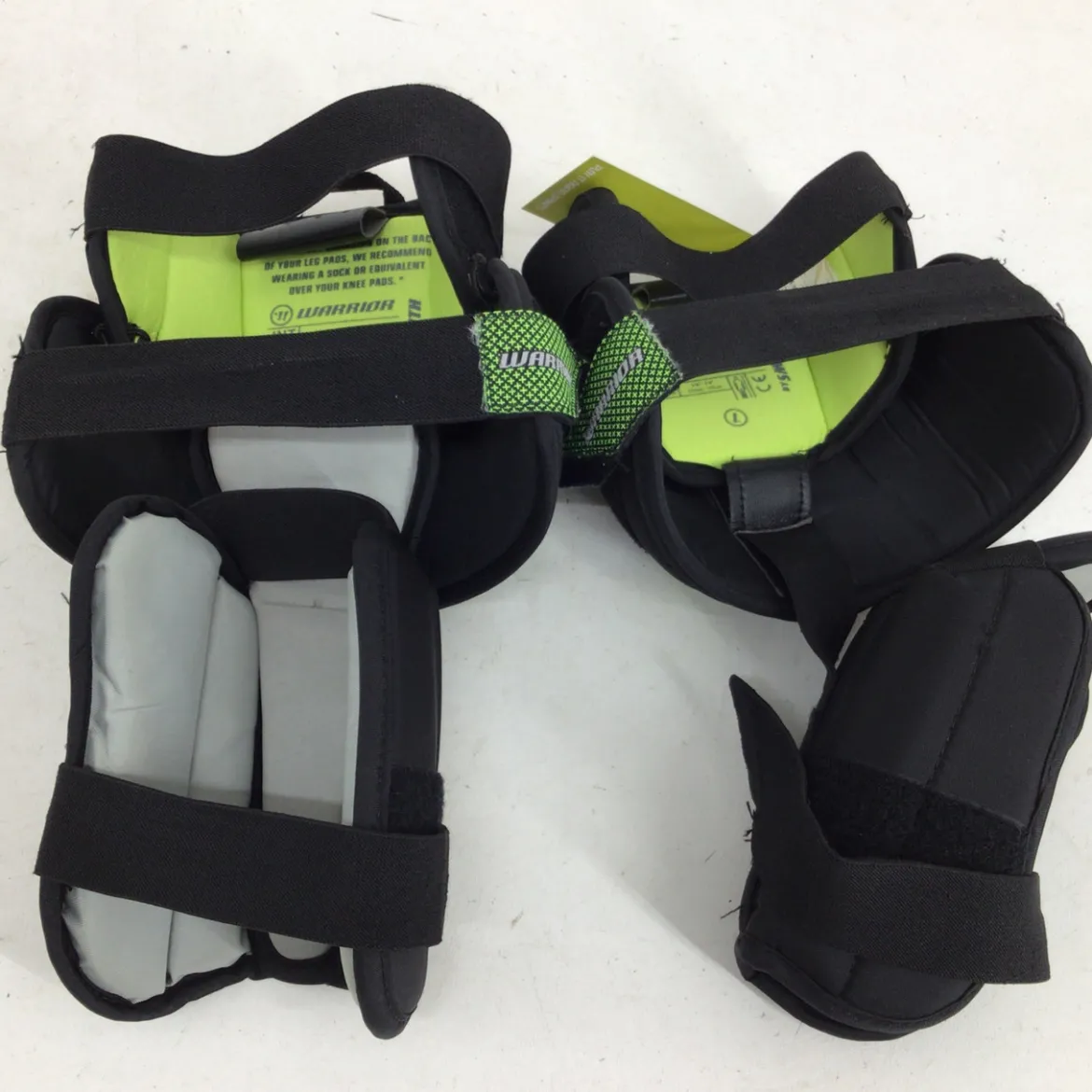 Used Warrior RITUAL X4 E+ INT GOALIE KNEE PADS Goalie Accessory
