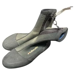 Used Water Shoes M Black Senior 5