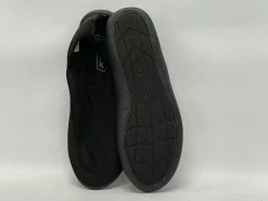 Used Water Shoes M Black Senior 8