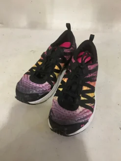 Used Water Shoes W Purple Senior 9