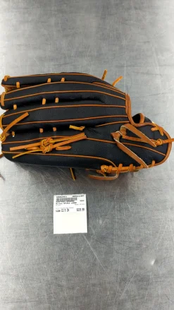 Used Wilson SP14SS RH Throw Fastpitch Gloves Black And Copper 12 1/2
