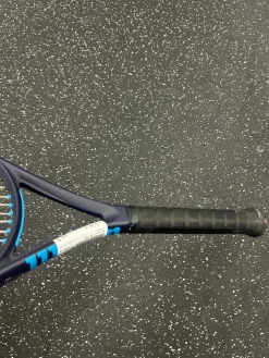Used Wilson ULTRA Junior Tennis Racquet Black 26"