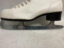 Used Women's Figure Skates White Senior 8