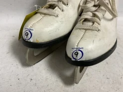 Used Women's Figure Skates White Senior 9