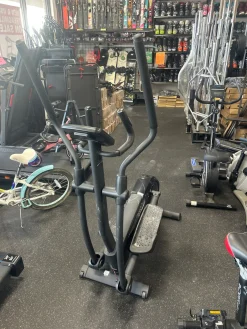 Used Xterra FS2.5 ELLIPTICAL Programmable Elliptical