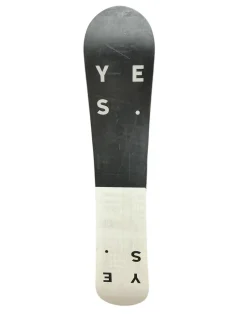 Used Yes CG Womens Snowboard Only White 154 cm