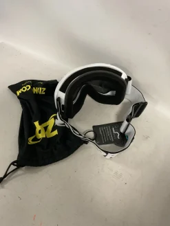 Used ZIONOR GOGGLES Snow Goggles Adult White